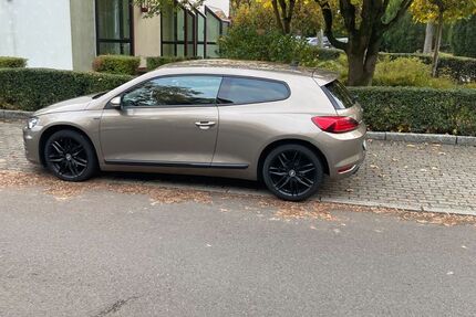 VW Scirocco 149.100 km 15.000 &euro; Mülheim an der Ruhr 45481