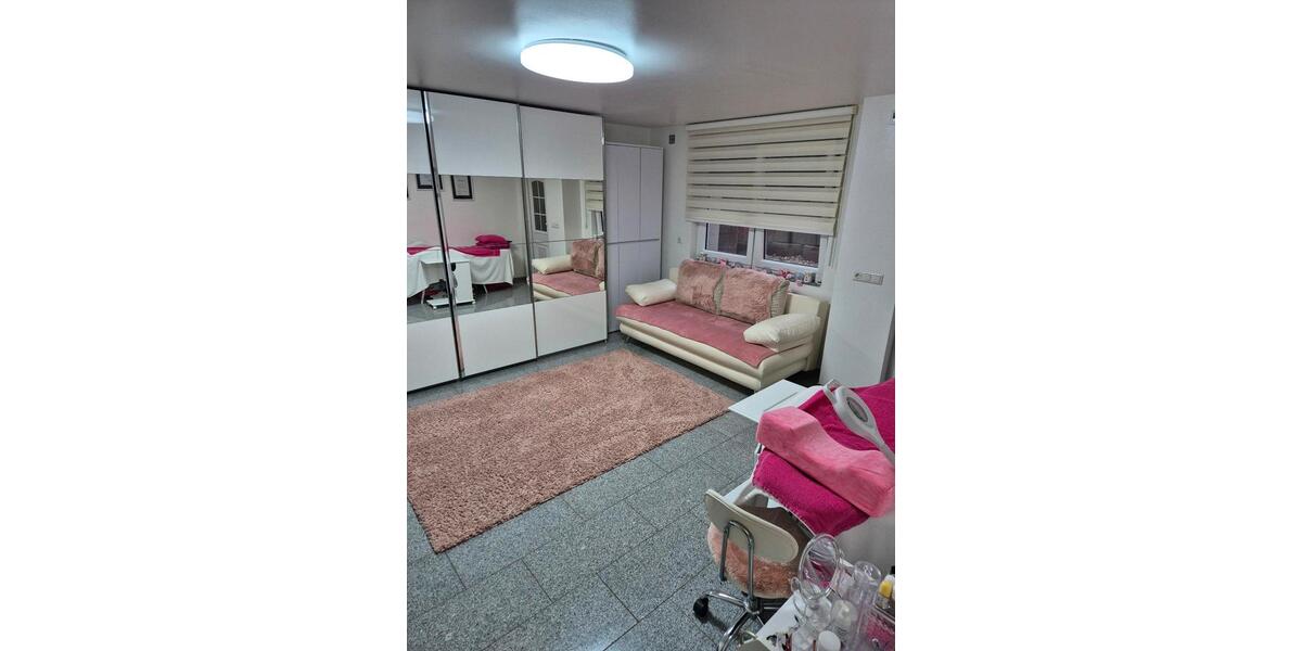 Reiheneckhaus mit Garage 9 zimmer