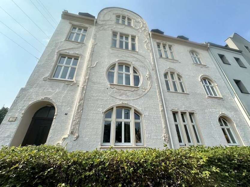 Wohnung zum Kaufen in Gelsenkirchen Bismarck 179.000 € 132 m² 5.5 zimmer