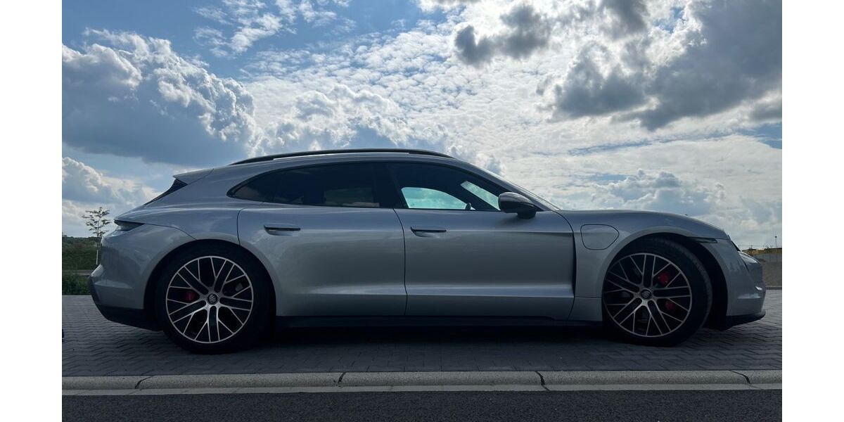 Porsche Taycan 22.500 km 71.500 &euro; Bochum 44803