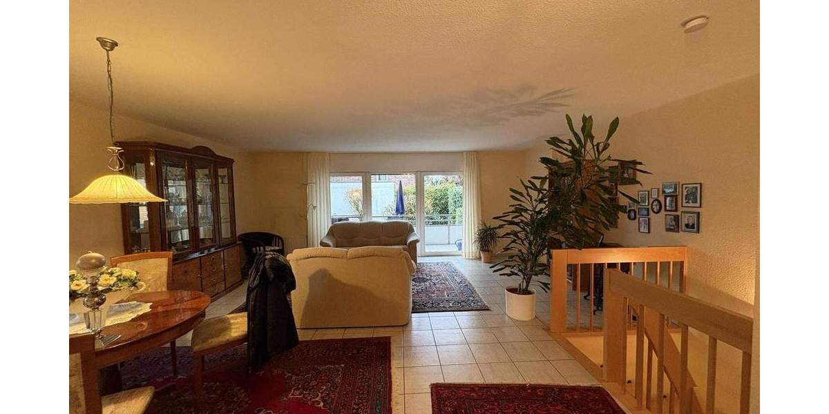 Etagenwohnung Moers Schwafheim - 3 Zimmer, 92 m&sup2;, 320.000&euro; | Angebot:25668377