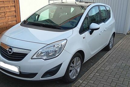 Opel Meriva 210.000 km 3.099 &euro; Bochum 44799