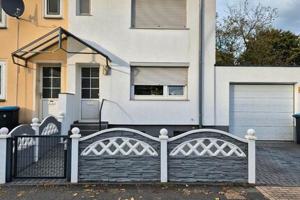 Reiheneckhaus mit Garage 9 zimmer