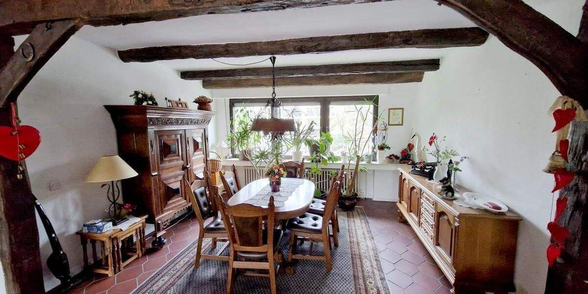 Einfamilienhaus Mülheim Holthausen - 5 Zimmer, 216 m&sup2;, 599.000&euro; | Angebot:25339695