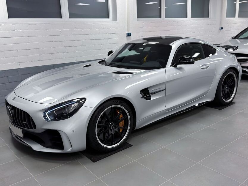 Mercedes-Benz AMG GT R 18.700 km 144.900 € Neukirchen-Vluyn 47506