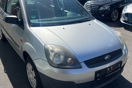 Ford Fiesta 125.000 km 1.499 &euro; Recklinghausen 45663