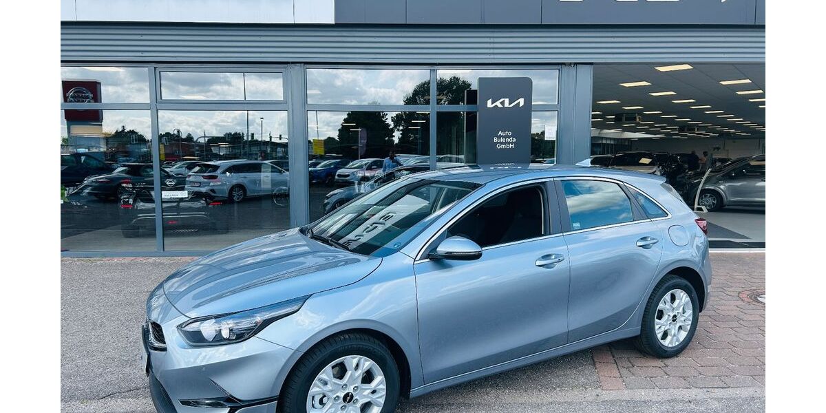 Kia ceed / Ceed 1.500 km 26.390 &euro; Wesel 46485