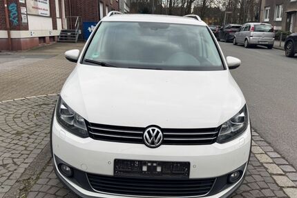 VW Touran 195.000 km 7.999 &euro; Gelsenkirchen 45879