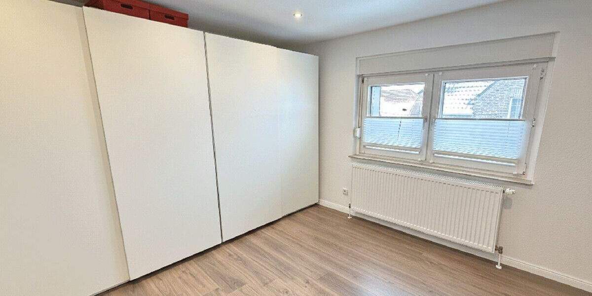 Einfamilienhaus Hünxe Krudenburg - 8 Zimmer, 246 m&sup2;, 550.000&euro; | Angebot:24858215