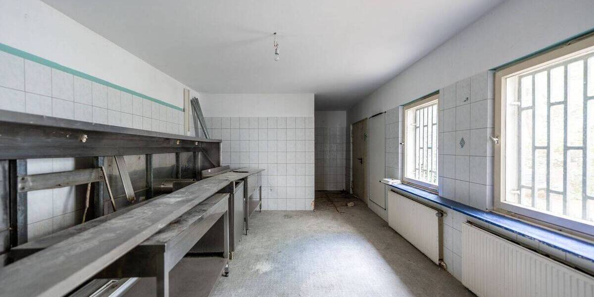 Mehrfamilienhaus, Wohnhaus Mülheim an der Ruhr / Schloß Broich Broich - 1 Zimmer, 425 m&sup2;, 650.000&euro; | Angebot:24035947