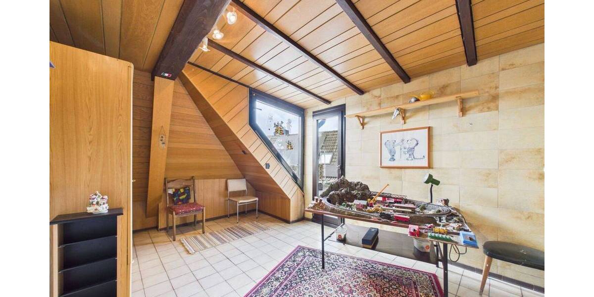 Reihenendhaus Kamp-Lintfort Geisbruch - 7 Zimmer, 133 m&sup2;, 349.000&euro; | Angebot:26851617
