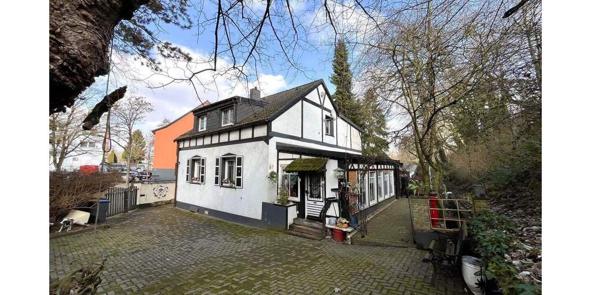 Einfamilienhaus Duisburg Beeck - 5 Zimmer, 126 m&sup2;, 295.000&euro; | Angebot:25302685