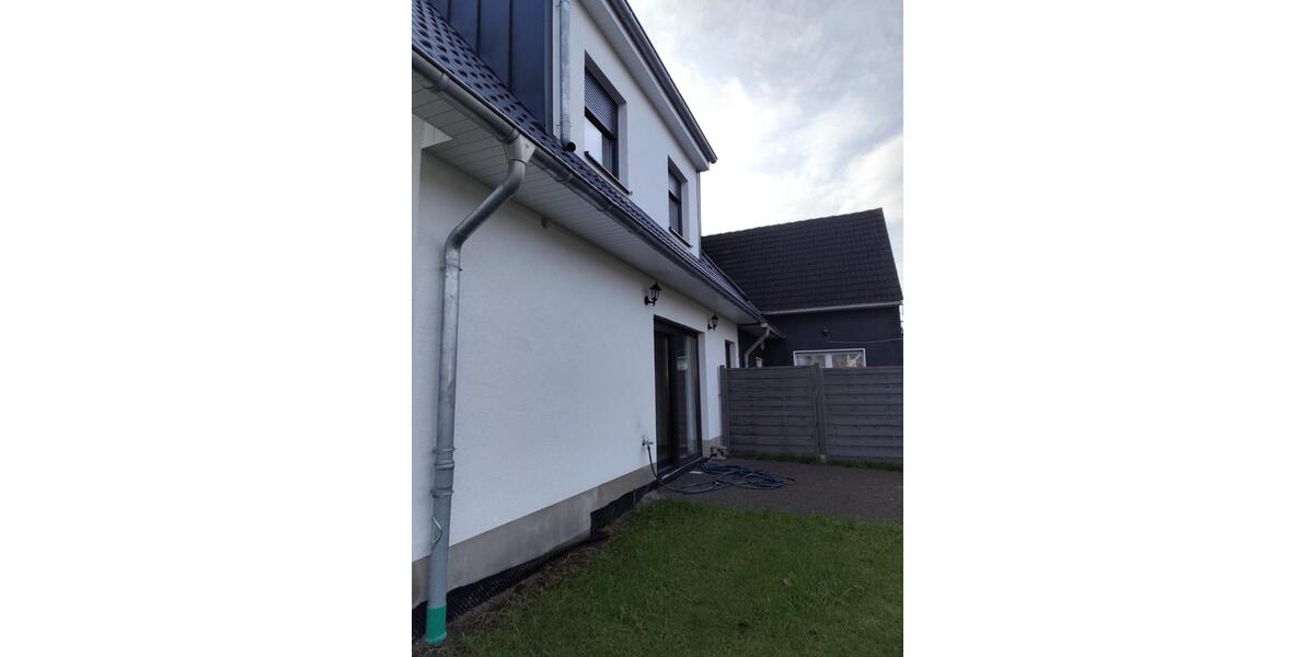 Neubau-Doppelhaushälfte mit 5,5 Zimmern in Essen-Überruhr-Hinsel 5.5 zimmer