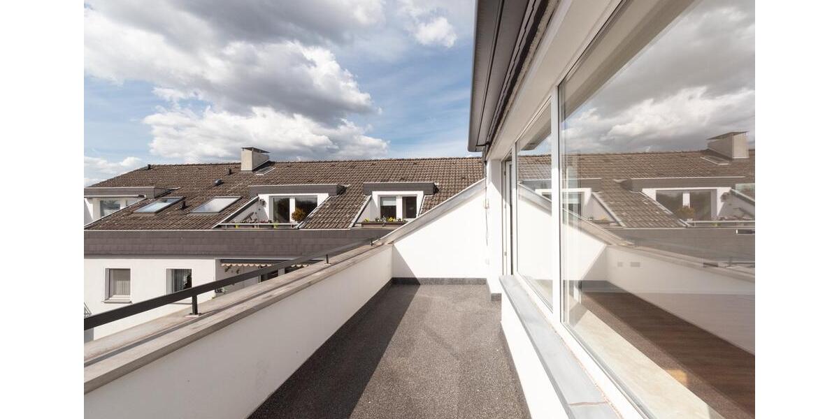 Dachgeschoßwohnung Mülheim an der Ruhr Dümpten - 3 Zimmer, 76 m&sup2;, 265.000&euro; | Angebot:27115001