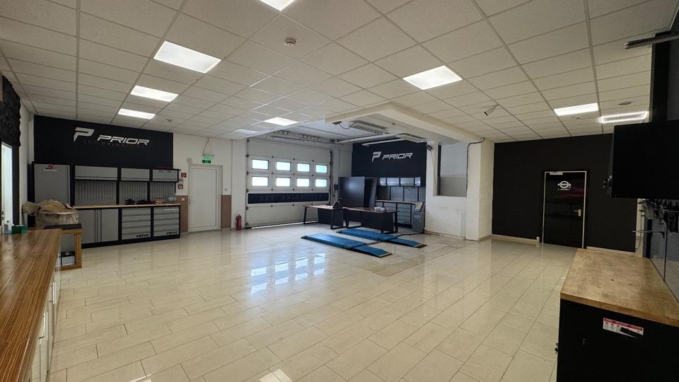 Gewerbehalle in Kamp-Lintfot zur vermieten zimmer