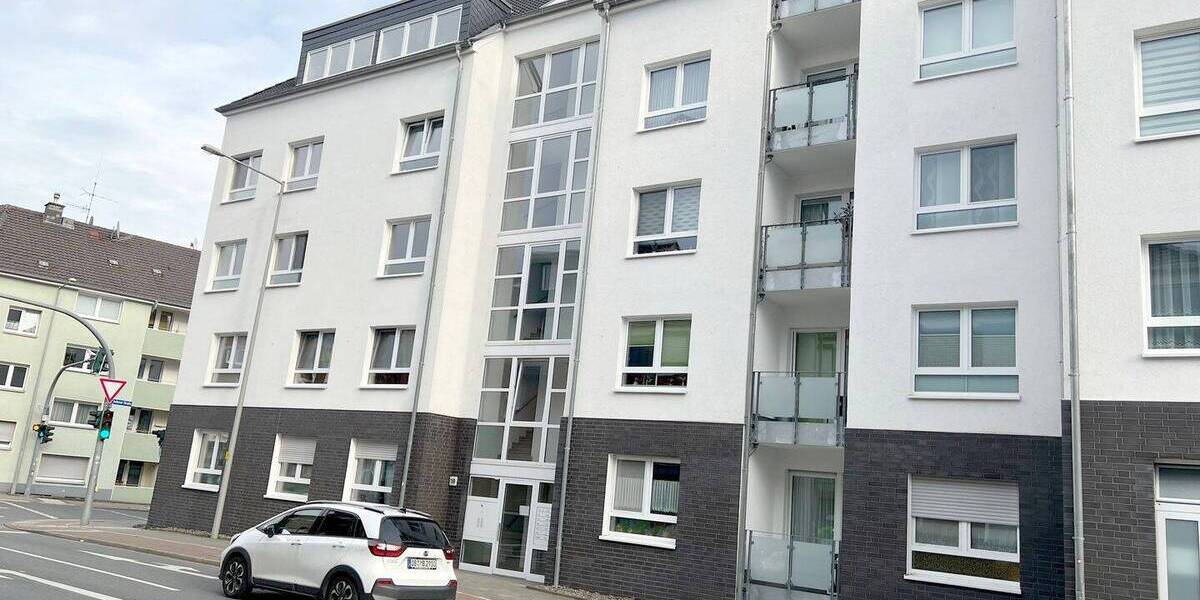 Etagenwohnung Oberhausen Sterkrade-Mitte - 3 Zimmer, 106 m&sup2;, 1.100&euro; | Angebot:26107503