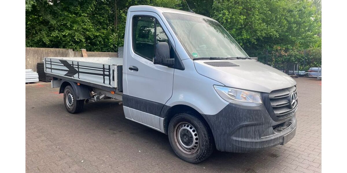 Mercedes-Benz Sprinter 29.993 km 21.400 &euro; Gladbeck 45968