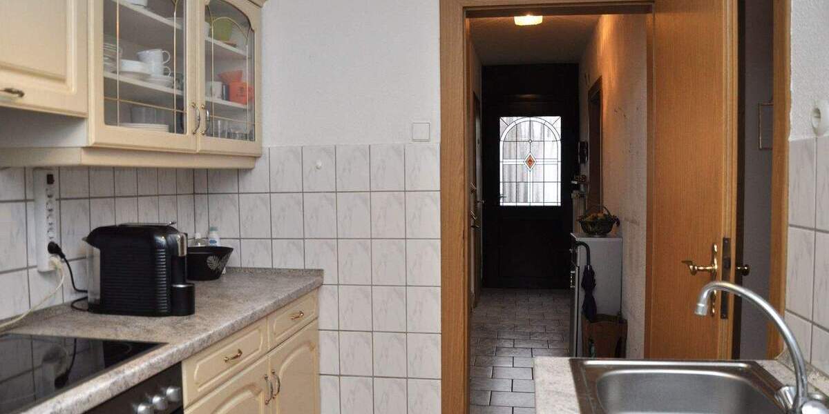 Reihenendhaus Duisburg Hochemmerich - 5 Zimmer, 87 m&sup2;, 198.000&euro; | Angebot:25744080