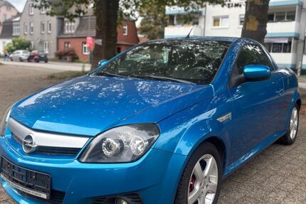 Opel Tigra 126.000 km 1.200 € Recklinghausen 45659