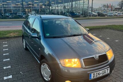 Skoda Fabia 221.500 km 1.800 &euro; Dinslaken 46535