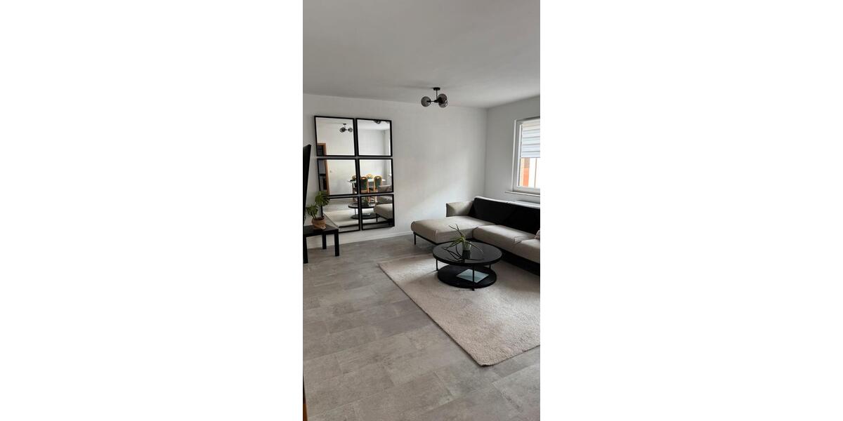 Etagenwohnung Duisburg Mittelmeiderich - 2 Zimmer, 60 m&sup2;, 760&euro; | Angebot:26296343