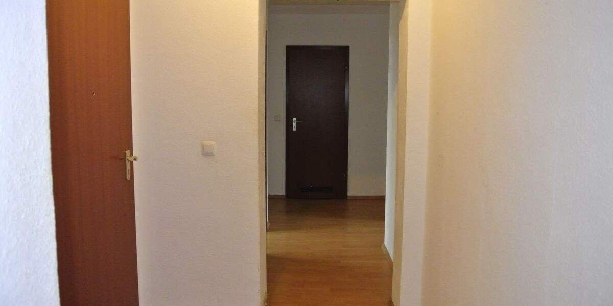 Etagenwohnung Mülheim an der Ruhr Mitte-Ost - 3 Zimmer, 98 m&sup2;, 650&euro; | Angebot:26190093