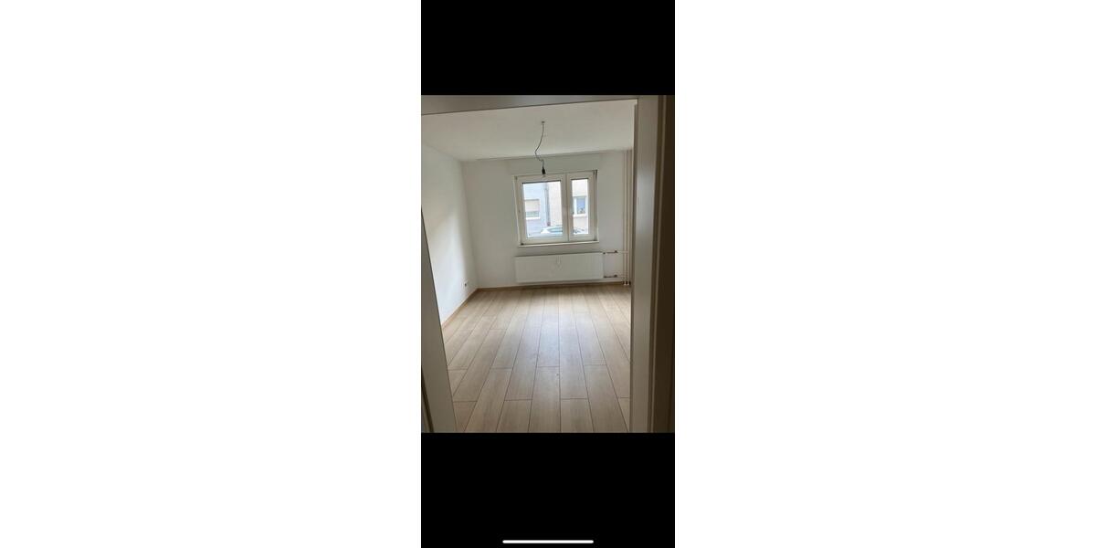 Erdgeschoßwohnung Bochum - 3 Zimmer, 60 m&sup2;, 750&euro; | Angebot:26311839