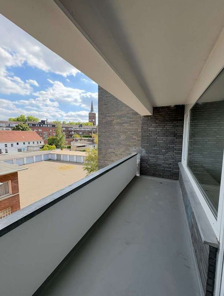 Wohnung zum Mieten in Düsseldorf 683,76 € 66 m²