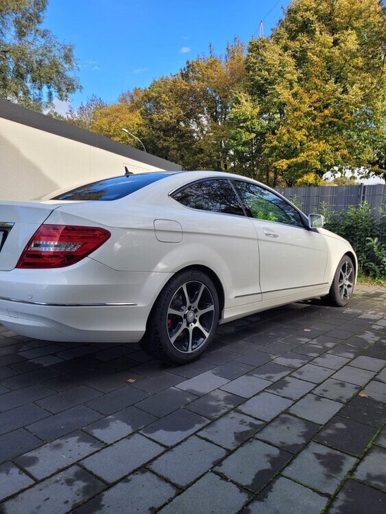 Mercedes-Benz C 200 154.000 km 12.990 € Dinslaken 46535