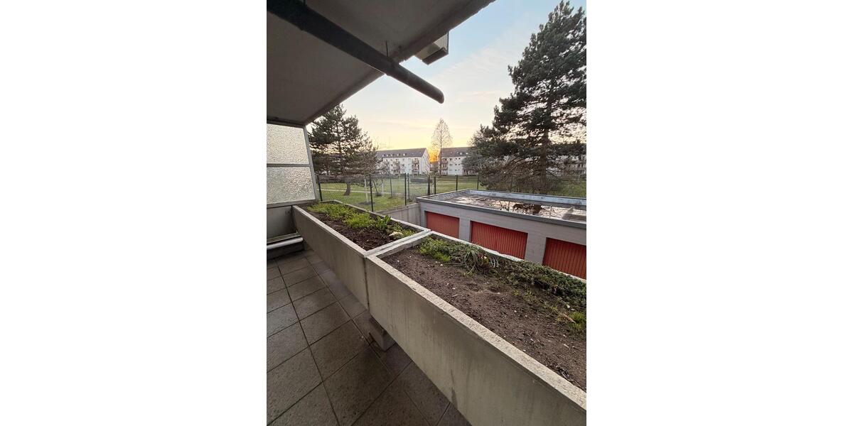 Erdgeschoßwohnung Essen Huttrop - 3 Zimmer, 68 m&sup2;, 159.000&euro; | Angebot:25757602