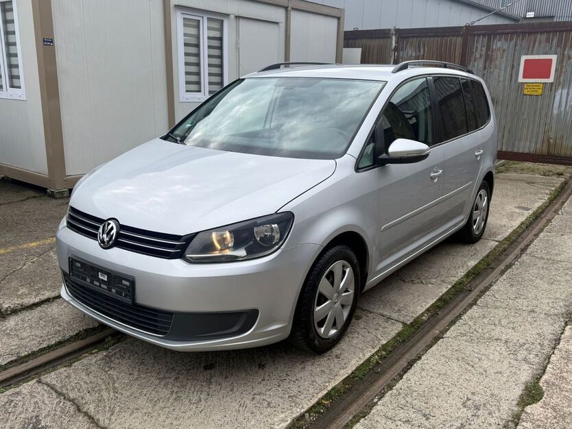VW Touran 196.000 km 5.990 € Hattingen 45525