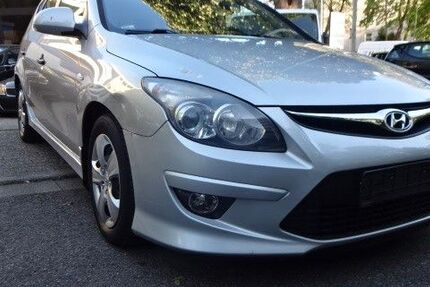 Hyundai i30 150.600 km 2.300 &euro; Essen 45276