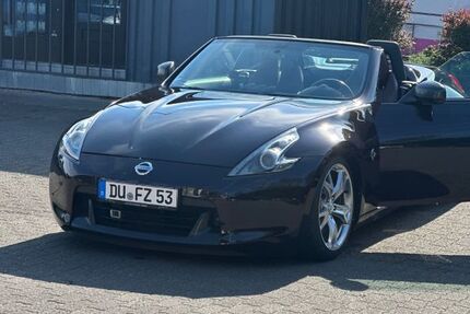 Nissan 370Z 75.000 km 22.998 &euro; Duisburg 47198