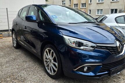 Renault Scenic 157.000 km 7.500 &euro; Essen 45144