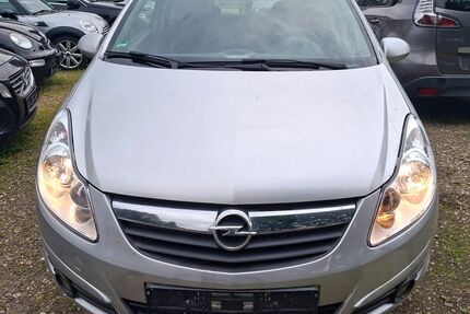 Opel Corsa 111.000 km 1.299 &euro; Oberhausen 46149