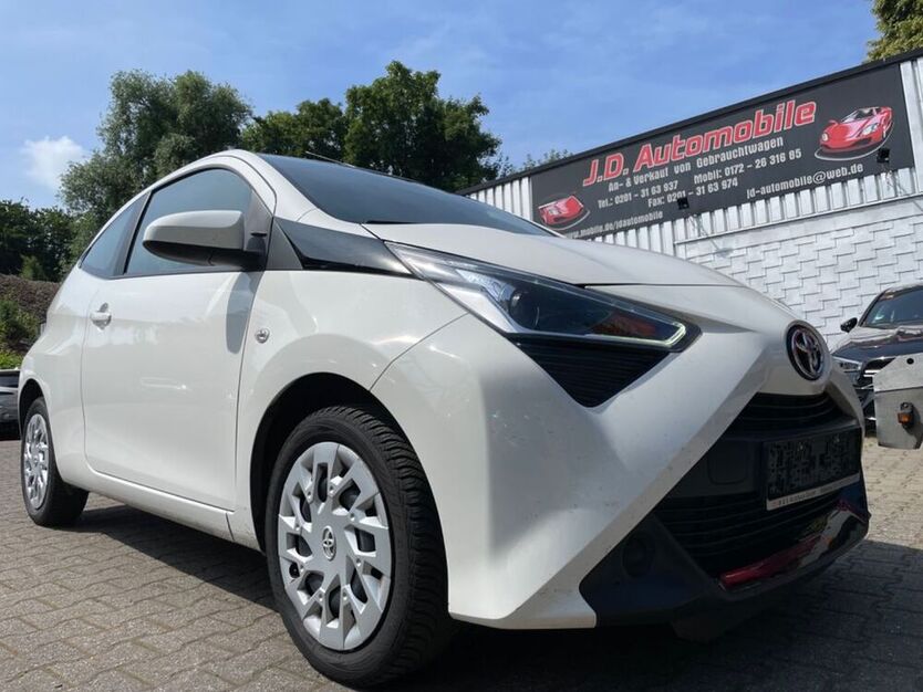 Aygo (X)