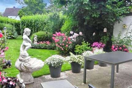 Haus zum Kaufen in Duisburg 215.000 € 80 m² 4 zimmer