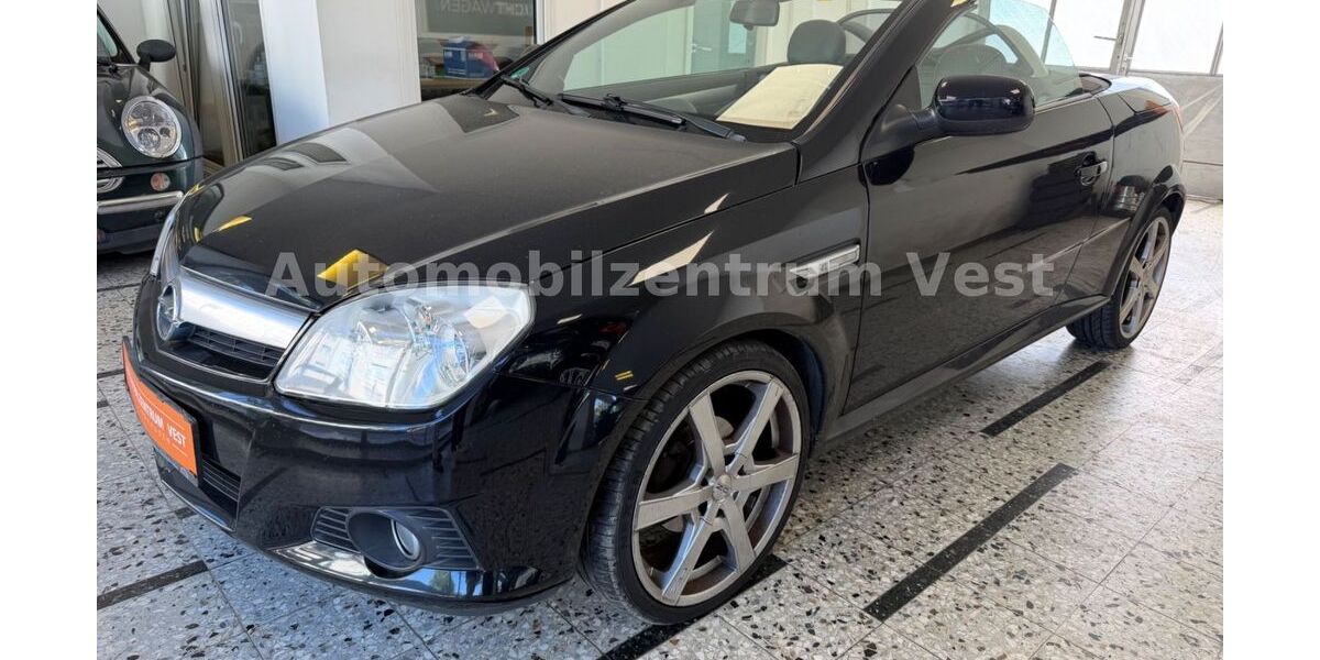 Opel Tigra 135.000 km 3.390 &euro; Recklinghausen 45657