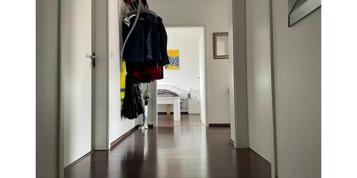 seniorengerechte, lichtdurchflutete Penthouse-Wohnung zimmer