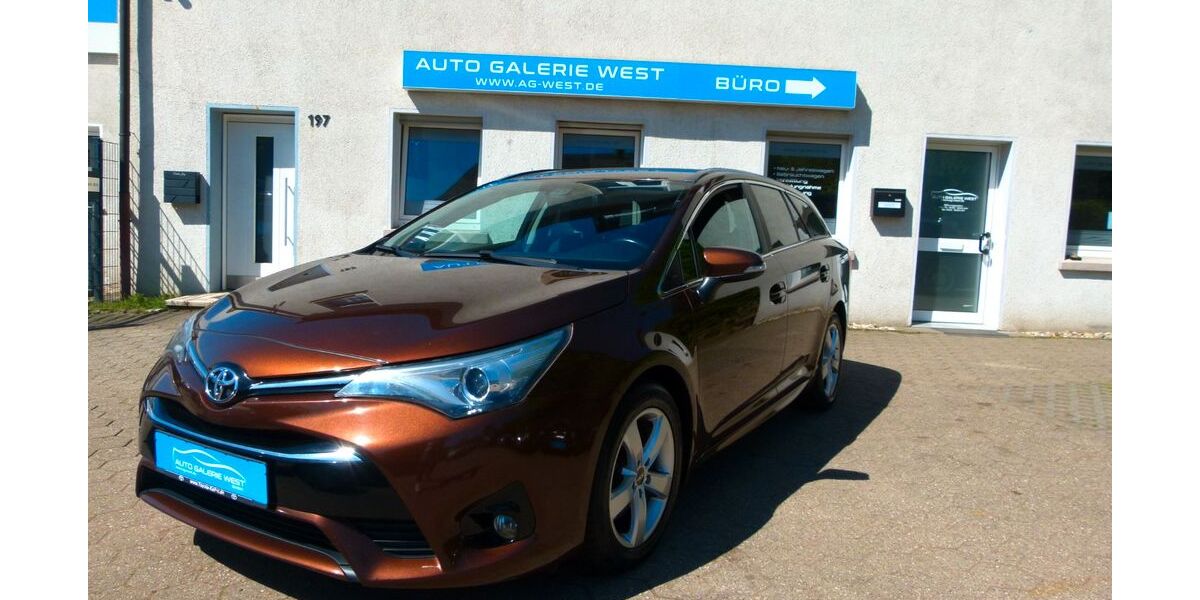 Toyota Avensis 187.464 km 9.290 &euro; Bochum 44809