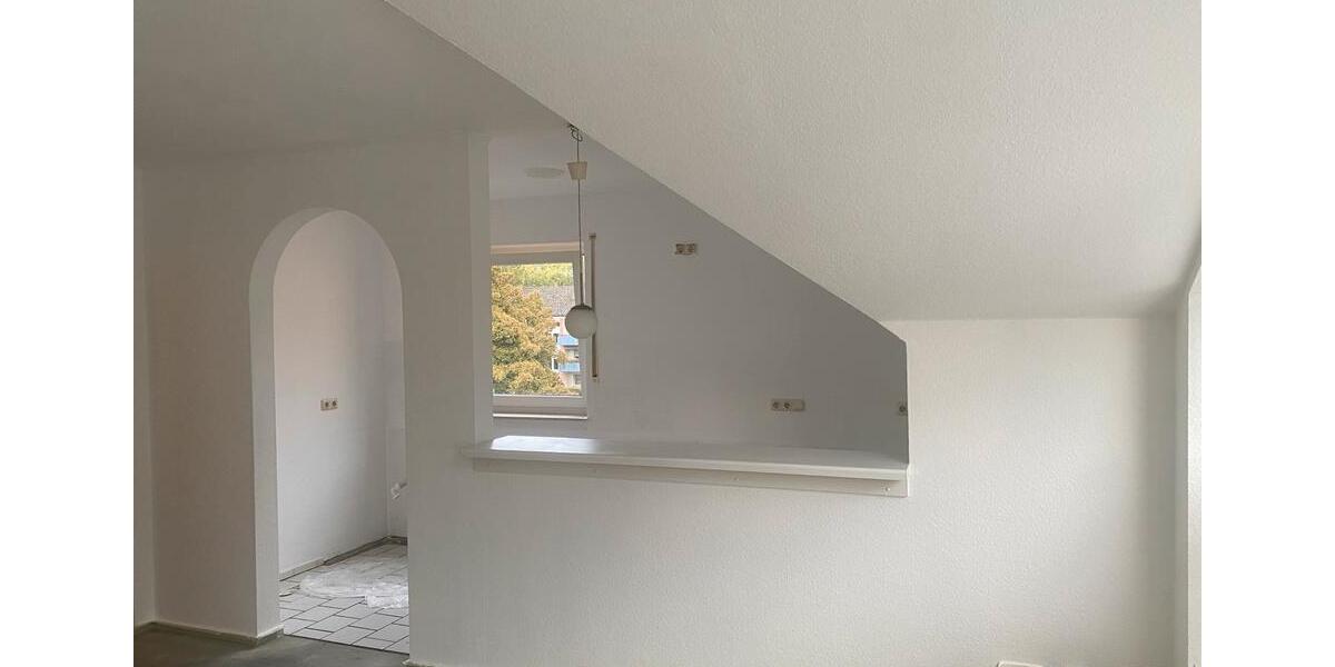 von Privat: freie 2-Zimmer-Dachgeschosswohnung in 46242 Bottrop 2 zimmer