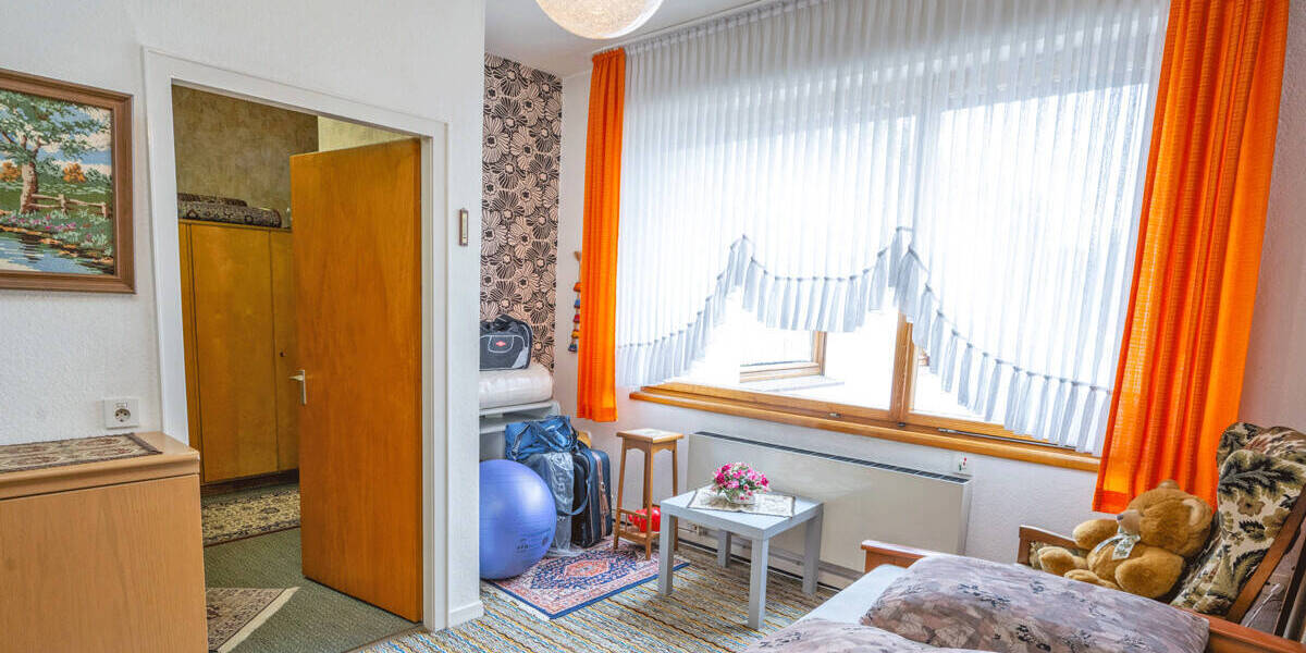 Reihenmittelhaus Moers Hülsdonk - 5 Zimmer, 126 m&sup2;, 250.000&euro; | Angebot:26733179