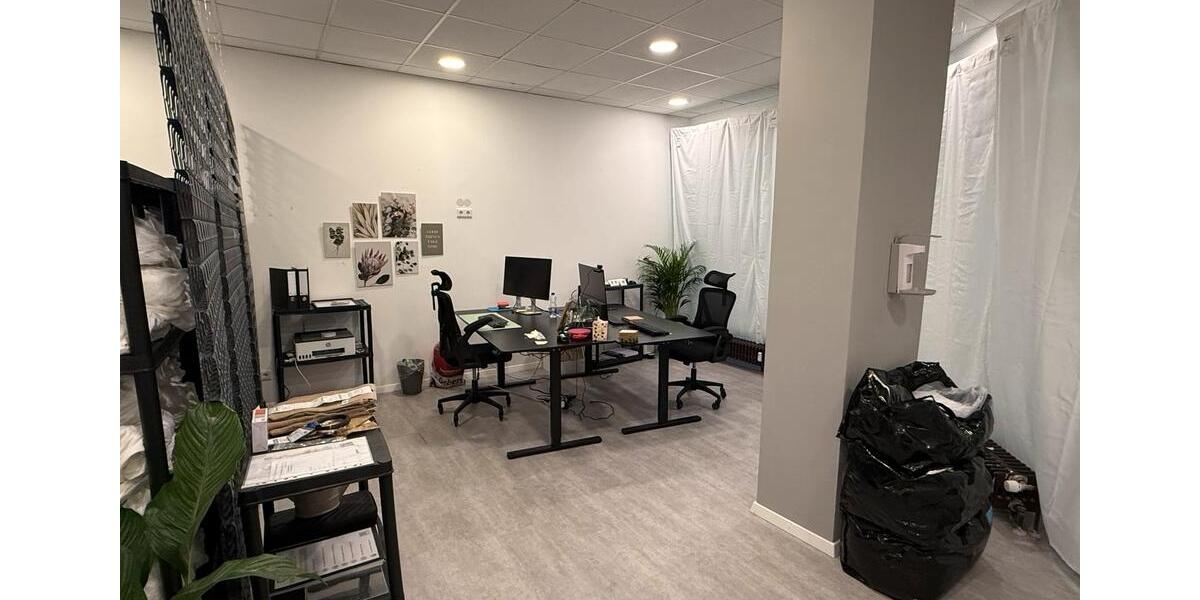 Ladenlokal Yoga Studio Bürofläche in Dinslakener Innenstadt zimmer
