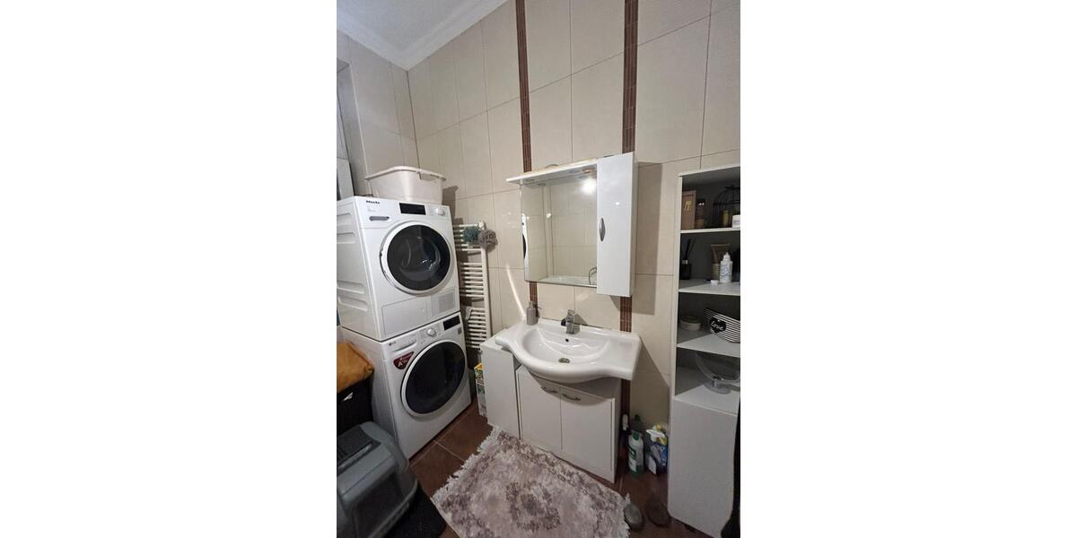 Etagenwohnung Duisburg Duisburg-Mitte - 4 Zimmer, 85 m&sup2;, 120.000&euro; | Angebot:26869302