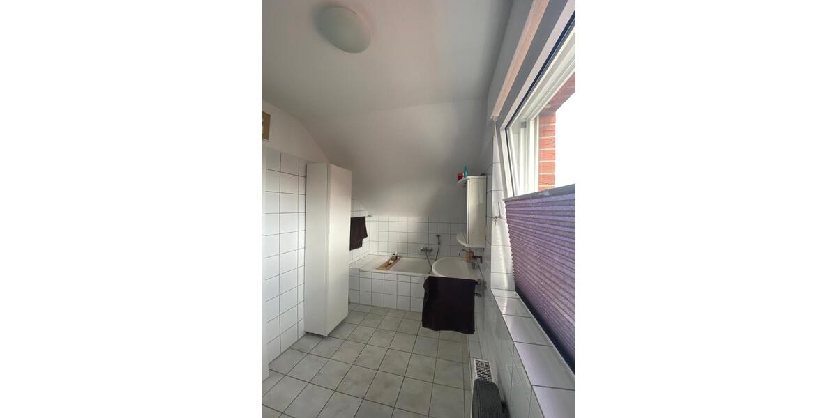 Dachgeschoßwohnung Marl Alt-Marl - 2.5 Zimmer, 78 m&sup2;, 700&euro; | Angebot:26251806