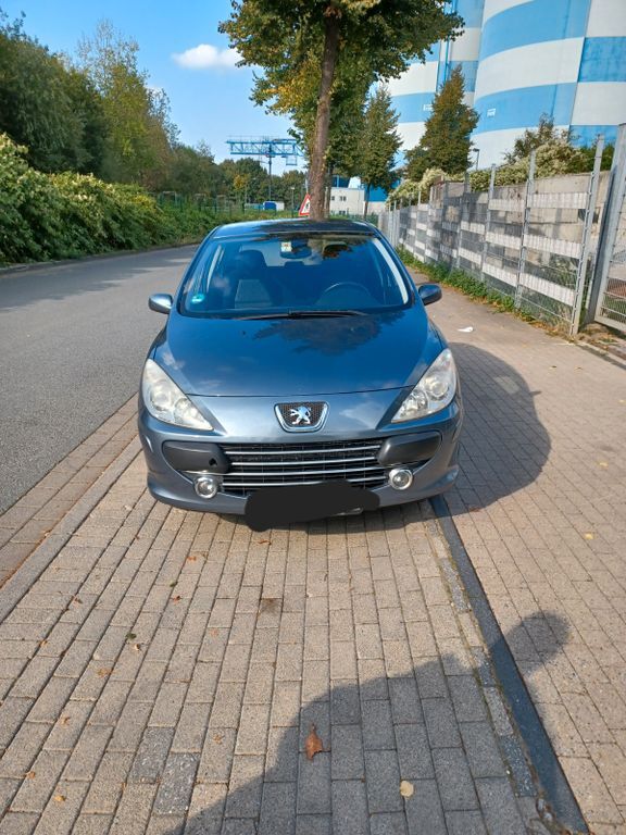 Peugeot 307 192.140 km 1.499 € essen 45355