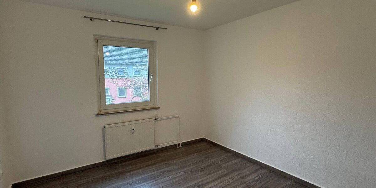 Etagenwohnung Duisburg Fahrn - 2 Zimmer, 41 m&sup2;, 356&euro; | Angebot:26887737