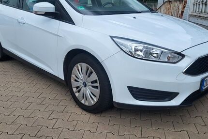 Ford Focus 52.107 km 7.500 &euro; Witten 58454