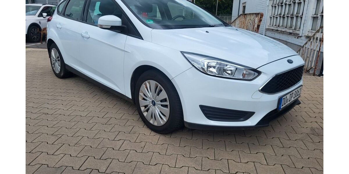 Ford Focus 52.107 km 7.980 &euro; Witten 58454
