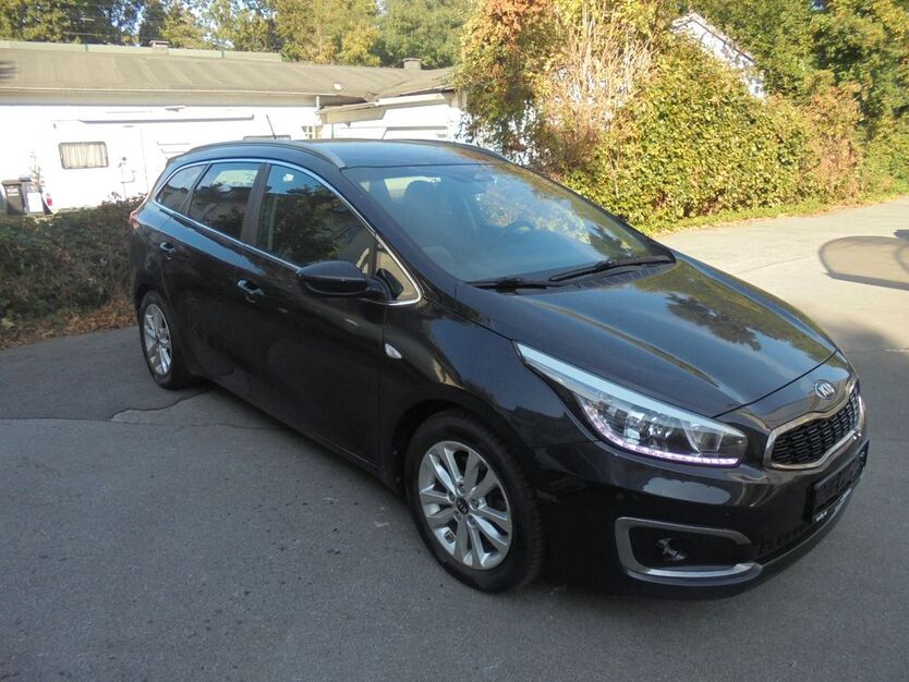 Kia ceed Sportswagon 298.112 km 4.990 € Recklinghausen 45659